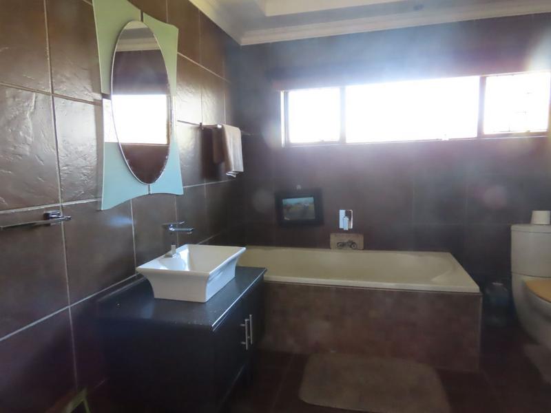 3 Bedroom Property for Sale in Dawnview Gauteng