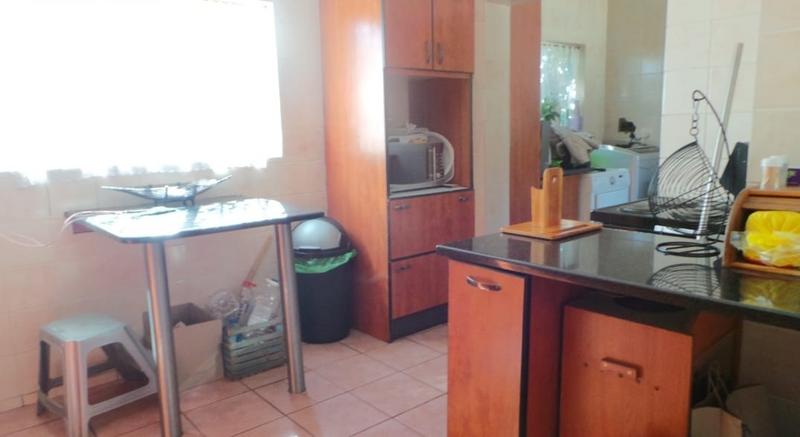 9 Bedroom Property for Sale in Wychwood Gauteng