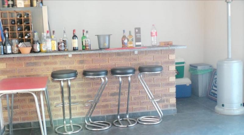 9 Bedroom Property for Sale in Wychwood Gauteng