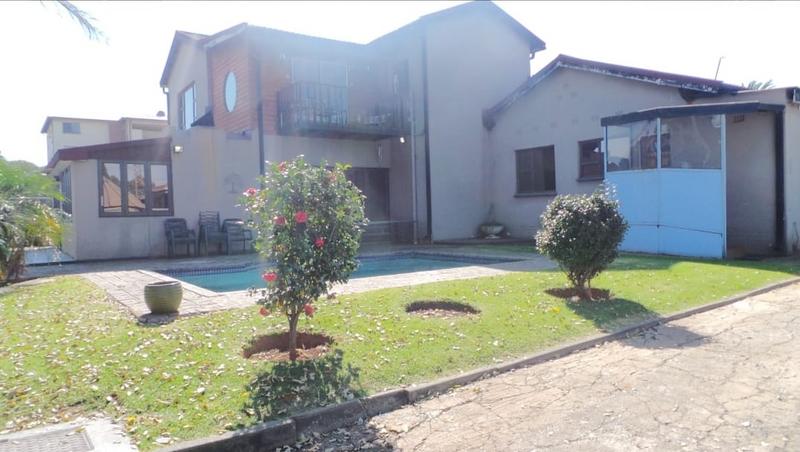 9 Bedroom Property for Sale in Wychwood Gauteng