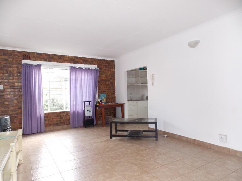 9 Bedroom Property for Sale in Wychwood Gauteng
