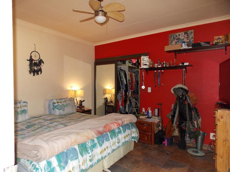 9 Bedroom Property for Sale in Wychwood Gauteng