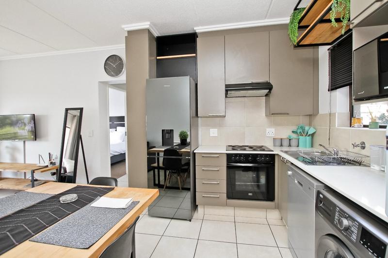 To Let 1 Bedroom Property for Rent in Lonehill Gauteng