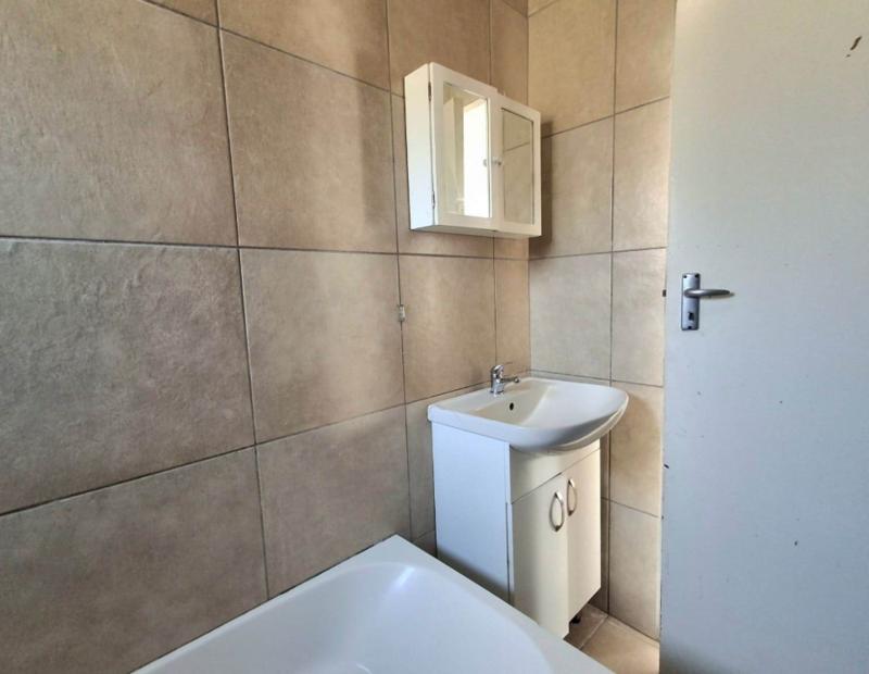 2 Bedroom Property for Sale in Eden Glen Gauteng