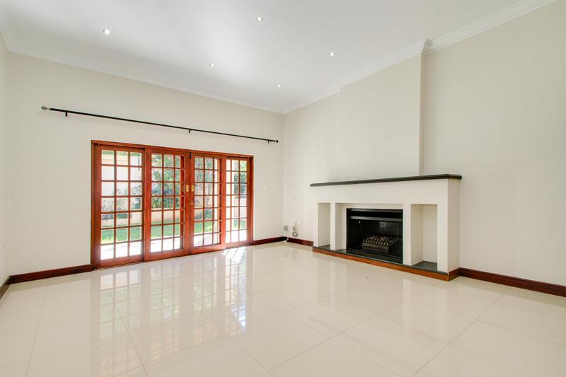 To Let 4 Bedroom Property for Rent in Bryanston Gauteng