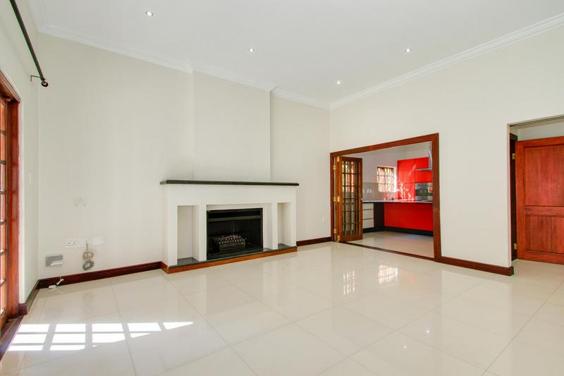 To Let 4 Bedroom Property for Rent in Bryanston Gauteng