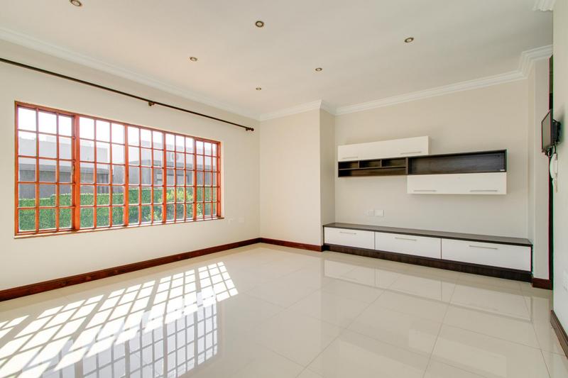 To Let 4 Bedroom Property for Rent in Bryanston Gauteng