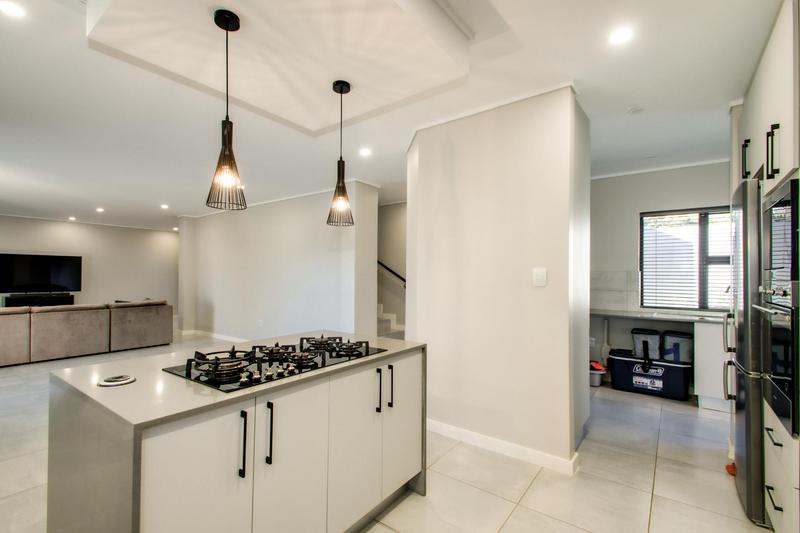 To Let 3 Bedroom Property for Rent in Fourways Gauteng