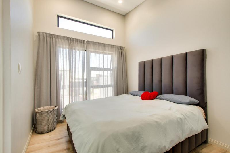 To Let 3 Bedroom Property for Rent in Fourways Gauteng