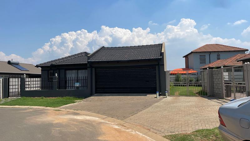 To Let 3 Bedroom Property for Rent in Alberton Gauteng