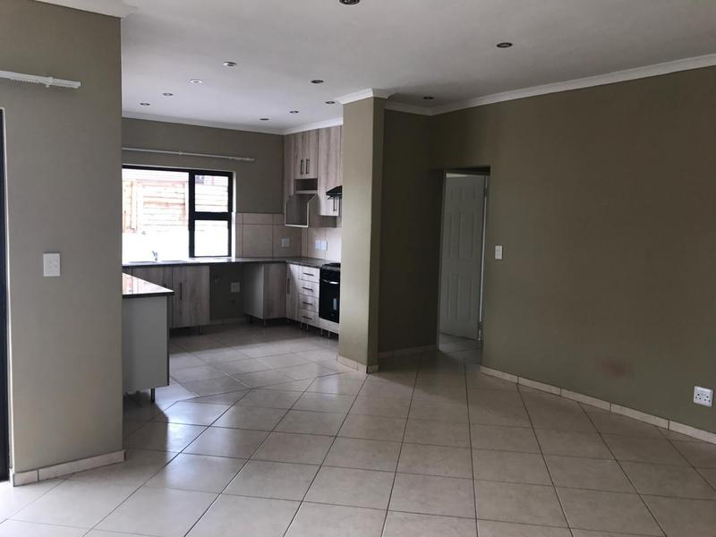 To Let 3 Bedroom Property for Rent in Edenvale Gauteng