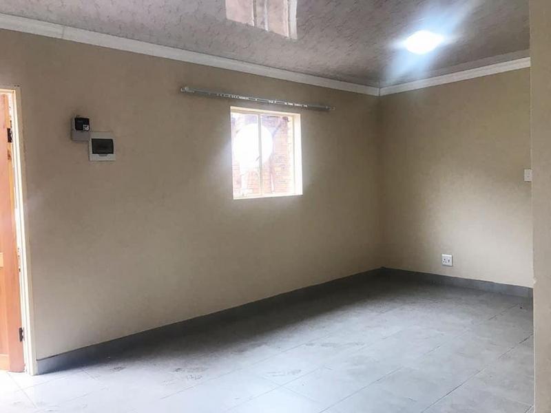 To Let 1 Bedroom Property for Rent in Birch Acres Gauteng