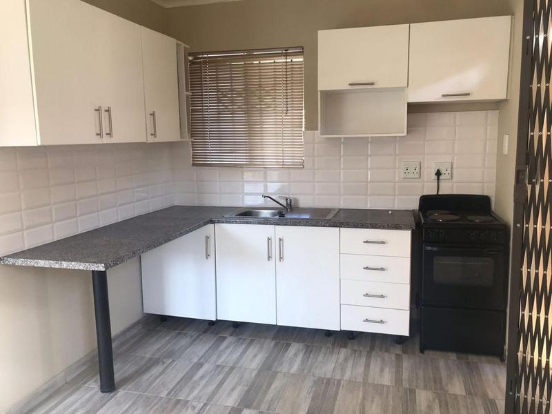 To Let 1 Bedroom Property for Rent in Birch Acres Gauteng