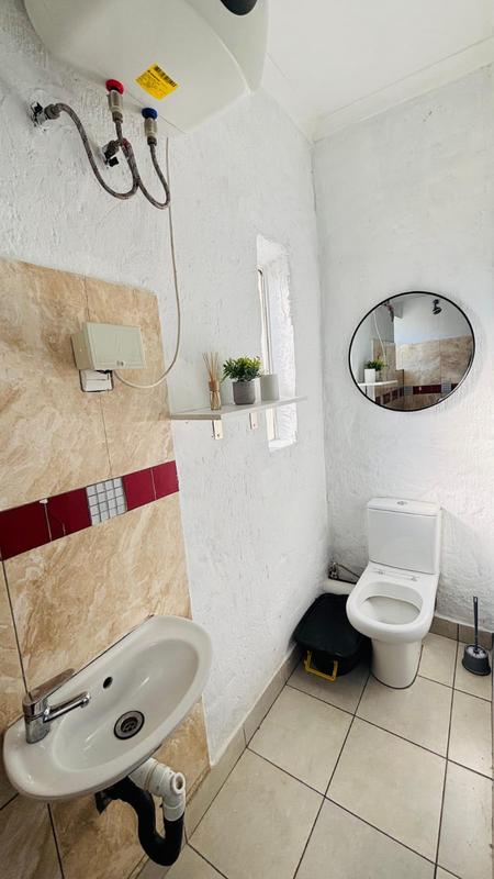 To Let 1 Bedroom Property for Rent in Kempton Park West Gauteng