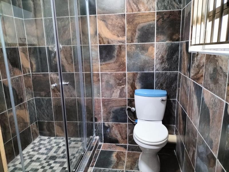 1 Bedroom Property for Sale in Birchleigh North Gauteng