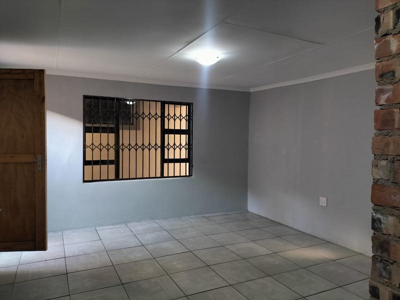 1 Bedroom Property for Sale in Birchleigh North Gauteng