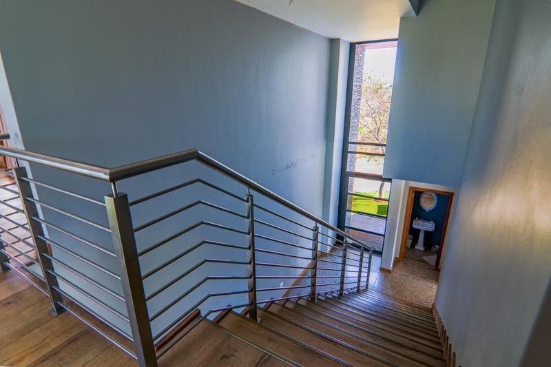 5 Bedroom Property for Sale in Copperleaf Estate Gauteng