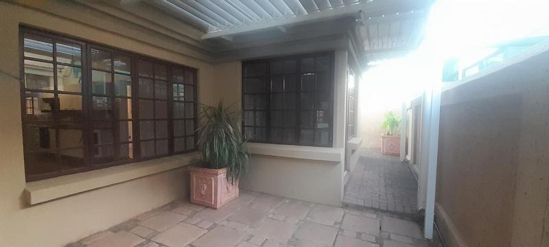 To Let 3 Bedroom Property for Rent in Highveld Gauteng