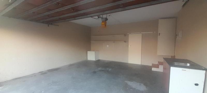 To Let 3 Bedroom Property for Rent in Highveld Gauteng