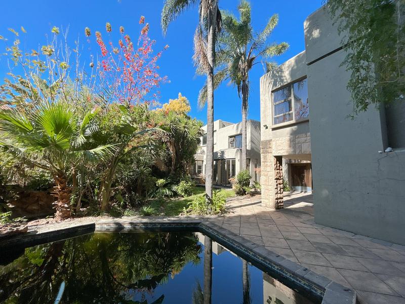 To Let 6 Bedroom Property for Rent in Hurlingham Gauteng