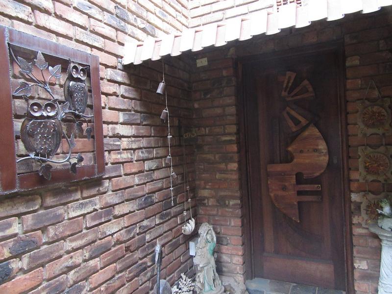To Let 3 Bedroom Property for Rent in Greenhills Gauteng
