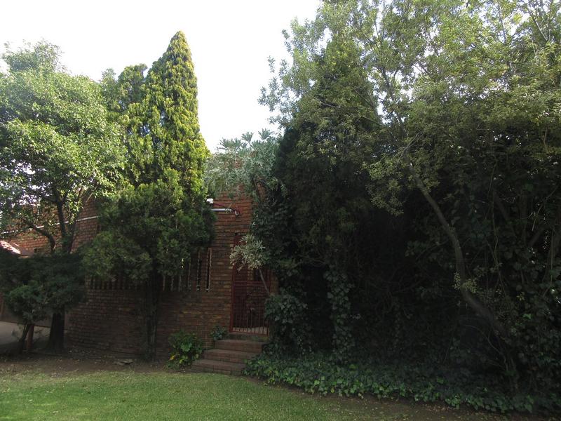 To Let 3 Bedroom Property for Rent in Greenhills Gauteng