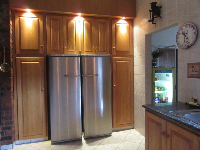 To Let 3 Bedroom Property for Rent in Greenhills Gauteng