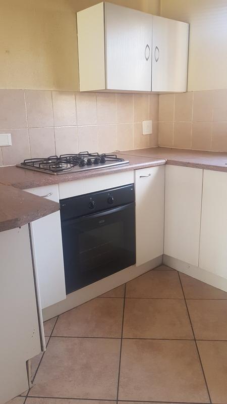 2 Bedroom Property for Sale in Helikonpark Gauteng