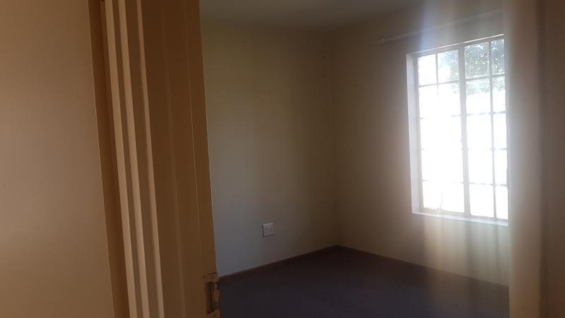 2 Bedroom Property for Sale in Helikonpark Gauteng