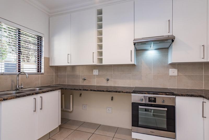 To Let 2 Bedroom Property for Rent in Lonehill Gauteng