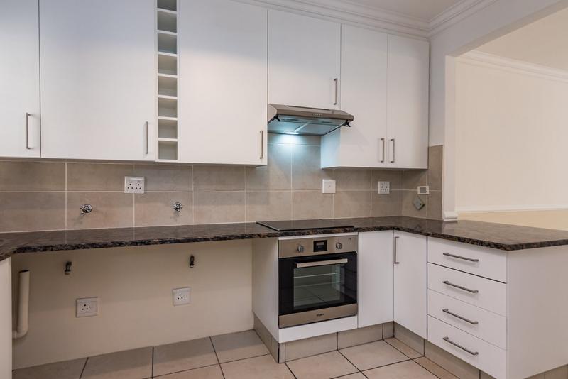 To Let 2 Bedroom Property for Rent in Lonehill Gauteng