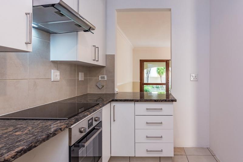 To Let 2 Bedroom Property for Rent in Lonehill Gauteng