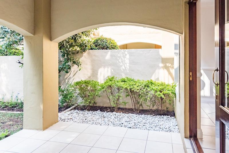 To Let 2 Bedroom Property for Rent in Lonehill Gauteng