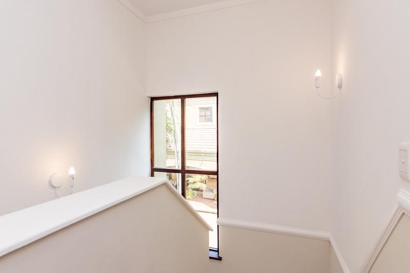 To Let 2 Bedroom Property for Rent in Lonehill Gauteng