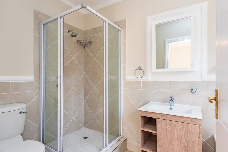 To Let 2 Bedroom Property for Rent in Lonehill Gauteng