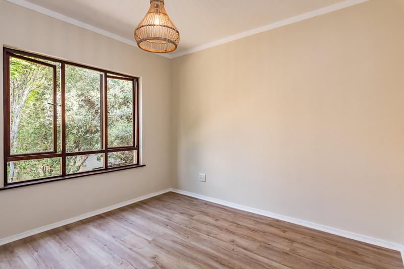 To Let 2 Bedroom Property for Rent in Lonehill Gauteng
