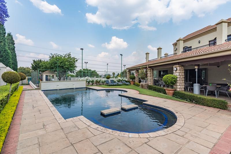To Let 2 Bedroom Property for Rent in Lonehill Gauteng