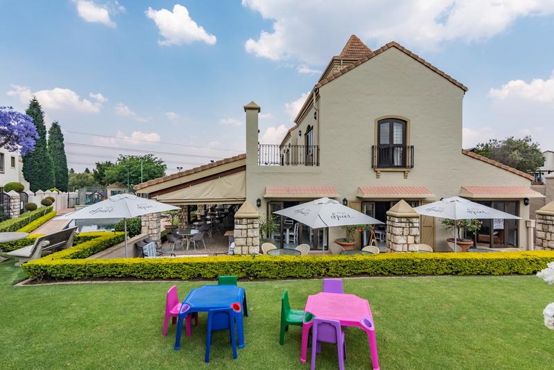 To Let 2 Bedroom Property for Rent in Lonehill Gauteng