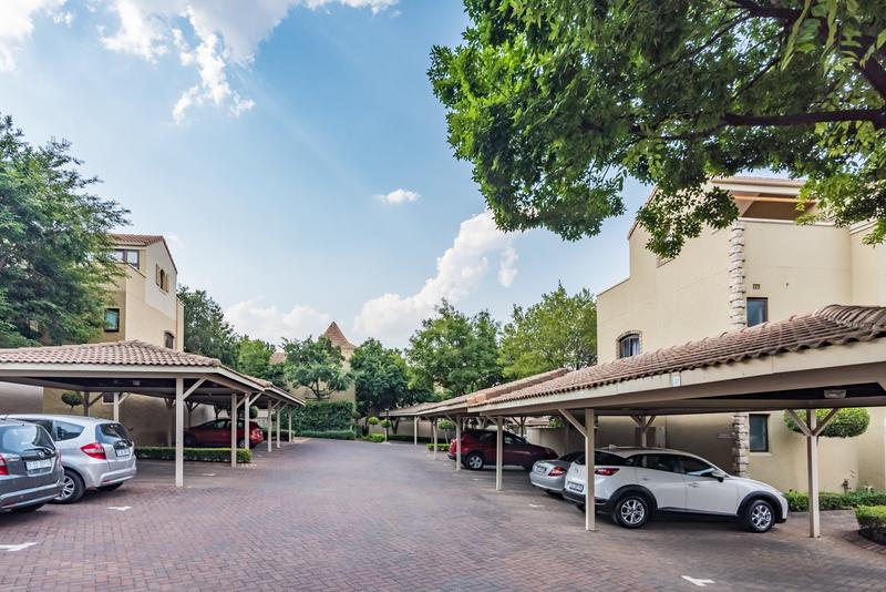 To Let 2 Bedroom Property for Rent in Lonehill Gauteng
