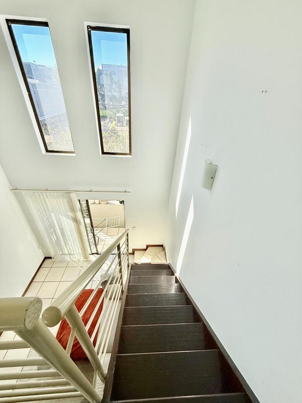 1 Bedroom Property for Sale in Bryanston Gauteng