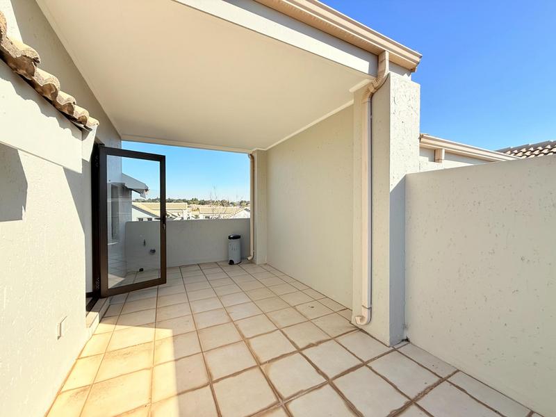 1 Bedroom Property for Sale in Bryanston Gauteng