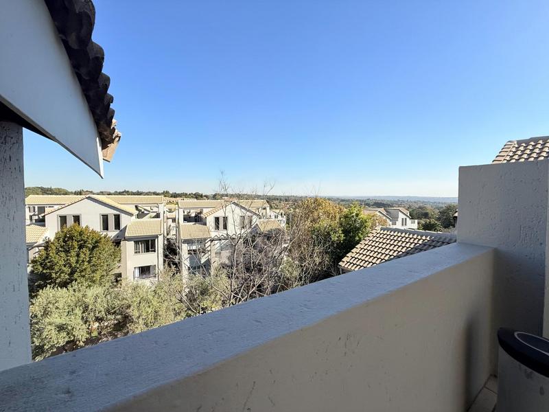 1 Bedroom Property for Sale in Bryanston Gauteng