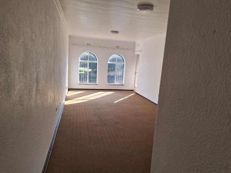 To Let 3 Bedroom Property for Rent in Florida Gauteng