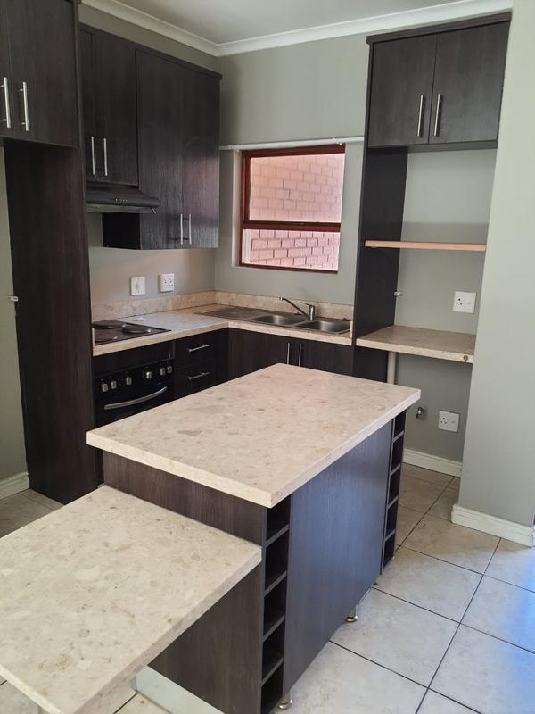 2 Bedroom Property for Sale in Pretorius Park Gauteng