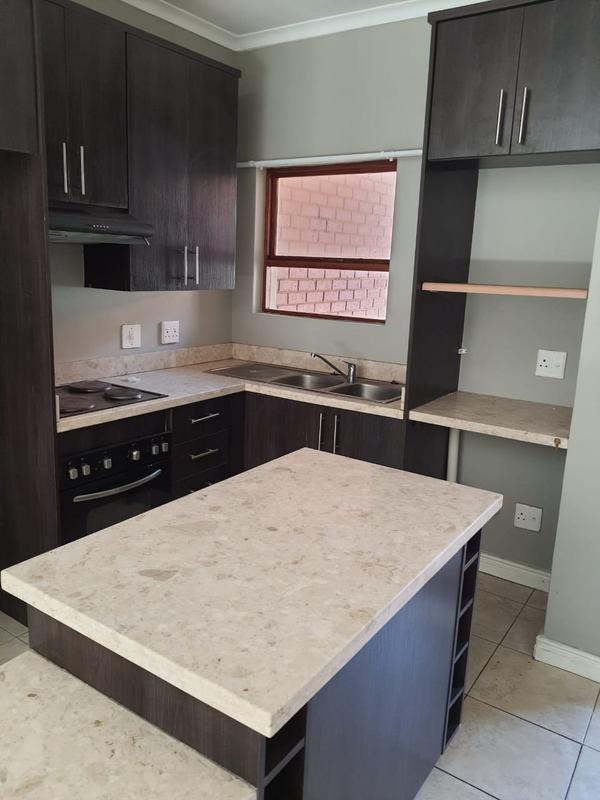 2 Bedroom Property for Sale in Pretorius Park Gauteng