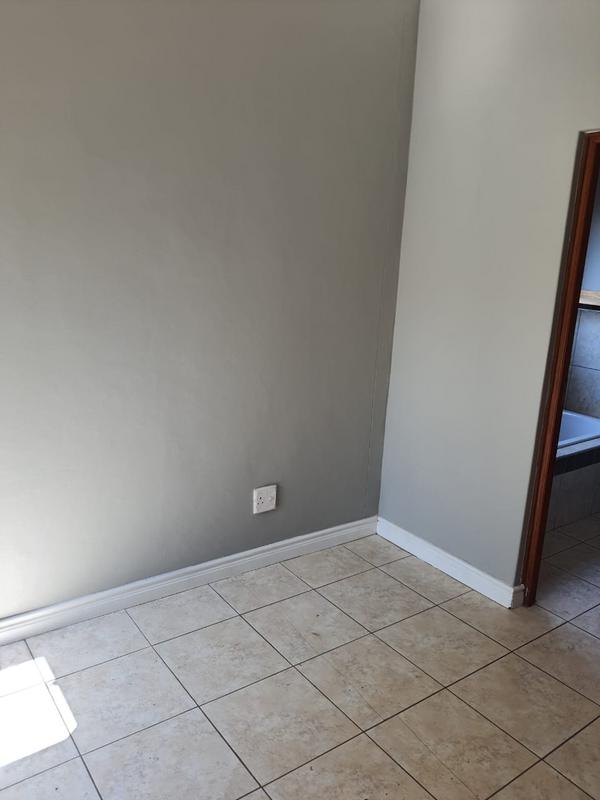 2 Bedroom Property for Sale in Pretorius Park Gauteng
