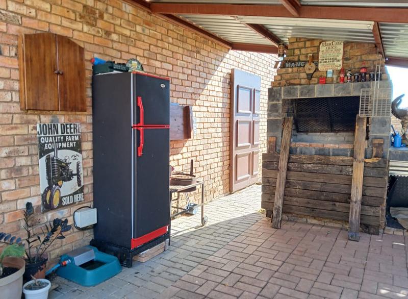 2 Bedroom Property for Sale in Annlin Gauteng