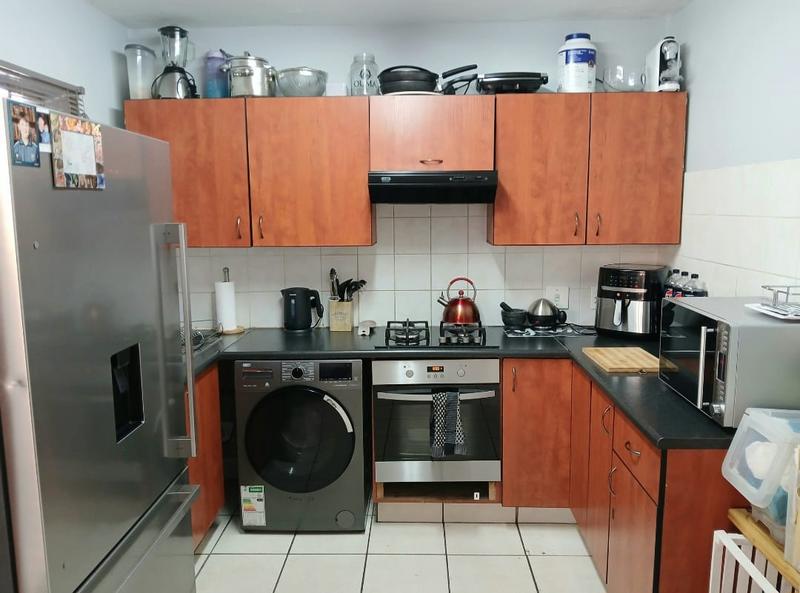 2 Bedroom Property for Sale in Annlin Gauteng