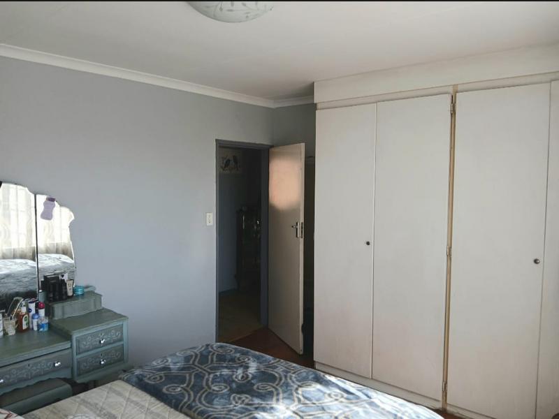 2 Bedroom Property for Sale in Annlin Gauteng