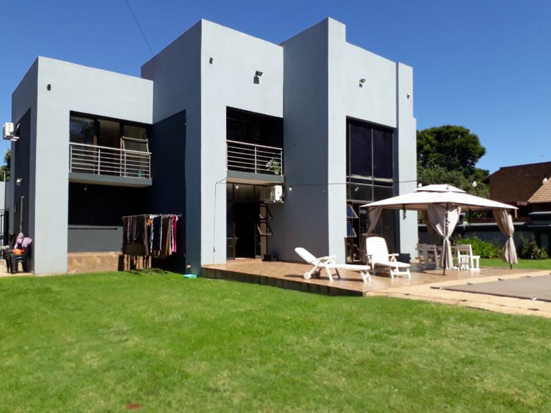 6 Bedroom Property for Sale in Montana Park Gauteng